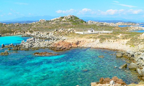 Escursioni-Corsica-Sud-5-posti-da-sogno-isola-Cavallo-lavezziEscursioni-Corsica-Sud-5-posti-da-sogno-isola-Cavallo-lavezzi